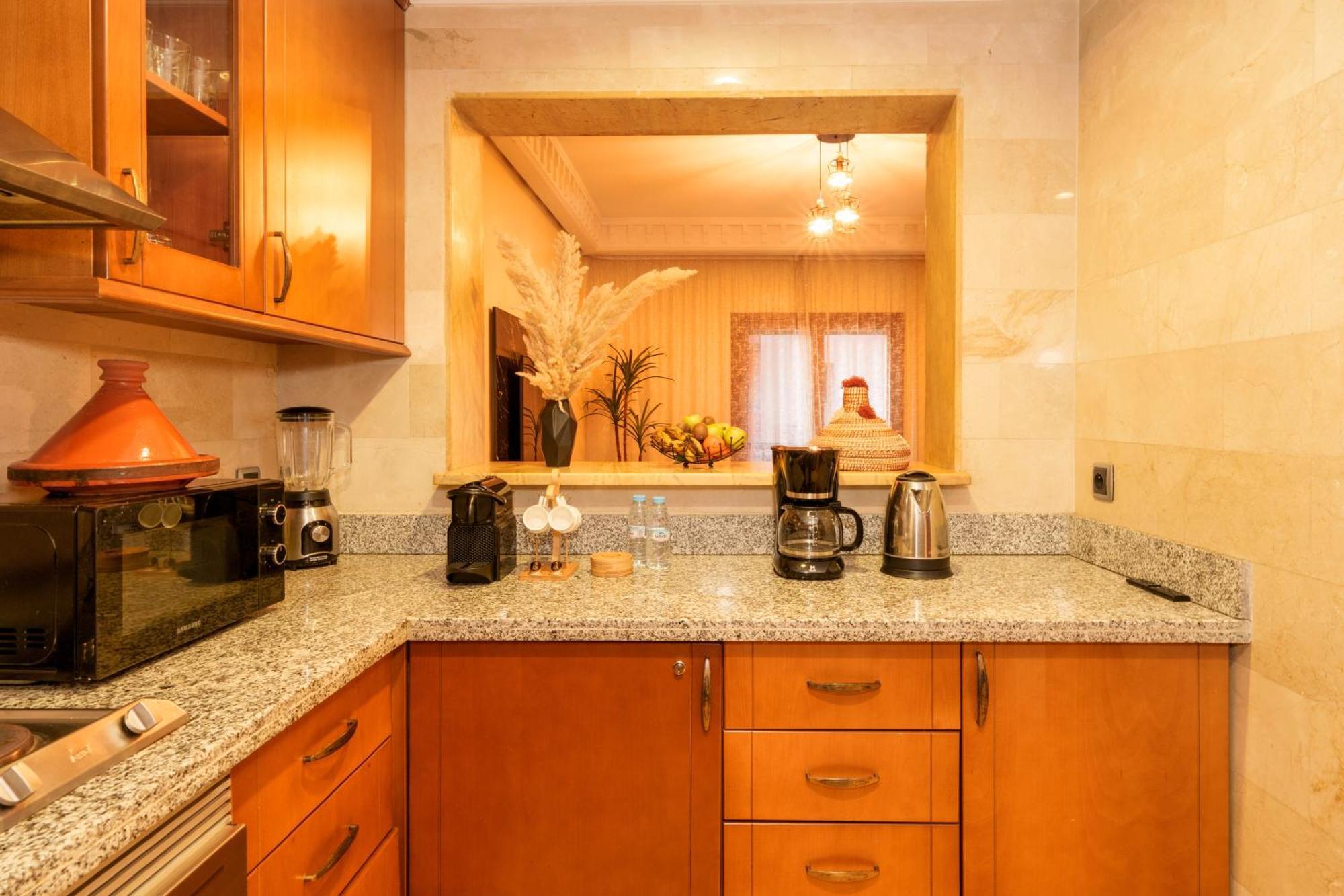 Appartement Haut Standing Gueliz Plaza Avec Vue Marrakesh Ngoại thất bức ảnh